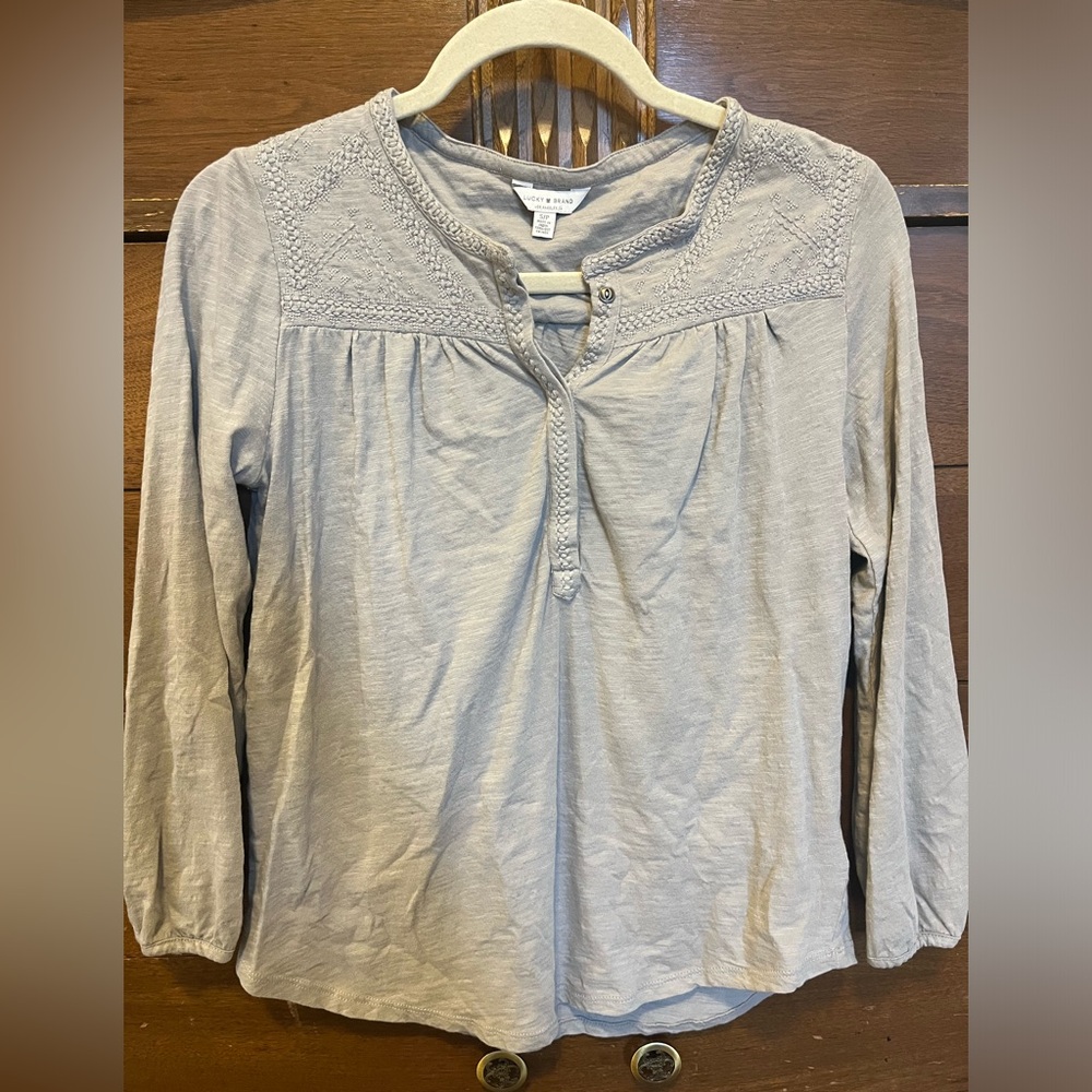 Lucky Brand Taupe Gray Embroidered Peasant Top